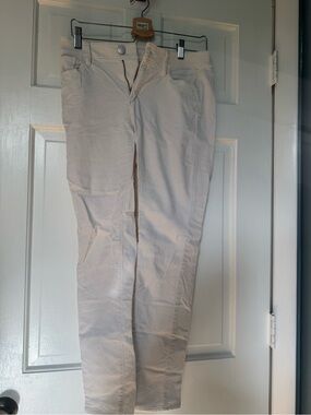 Winter White Courduroy Slim Pants